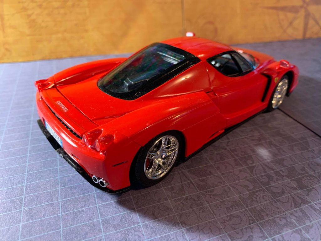 2004 Ferrari Enzo rear view