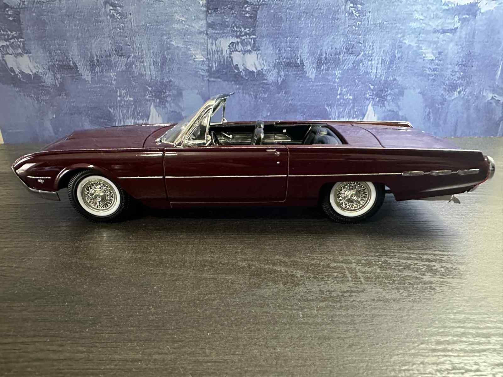 AMT 1962 Ford Thunderbird built by scalemodelingreview