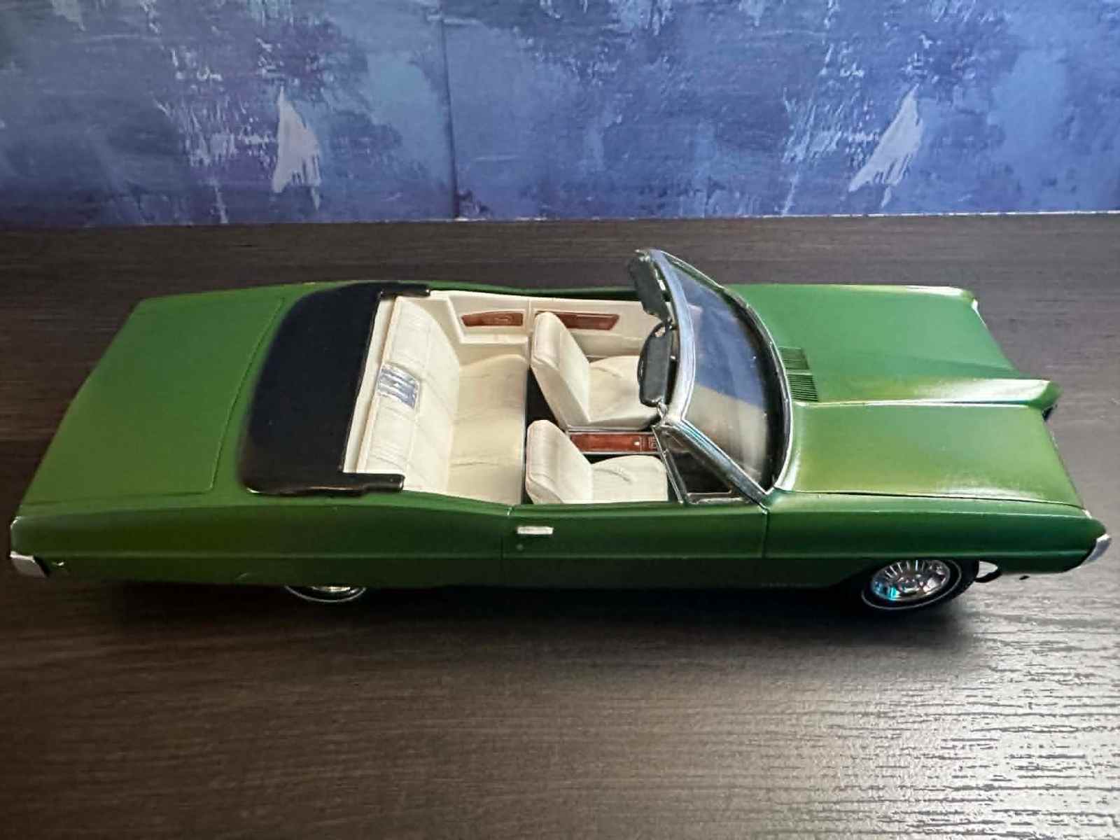 1968 Pontiac Bonneville Convertible by MPC, green w/ white interior